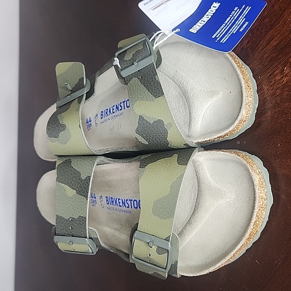 Birkenstock Green Sandals Stylish Comfortable Footwear - Picture 8 of 9